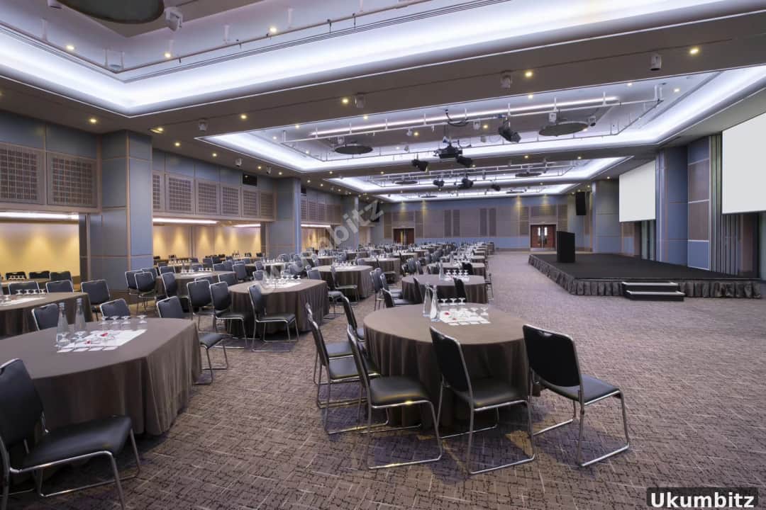 Trinity & Goodmans Suite photo 2